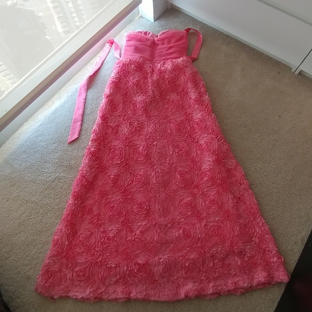 Prom dress - Picture 2 of 4